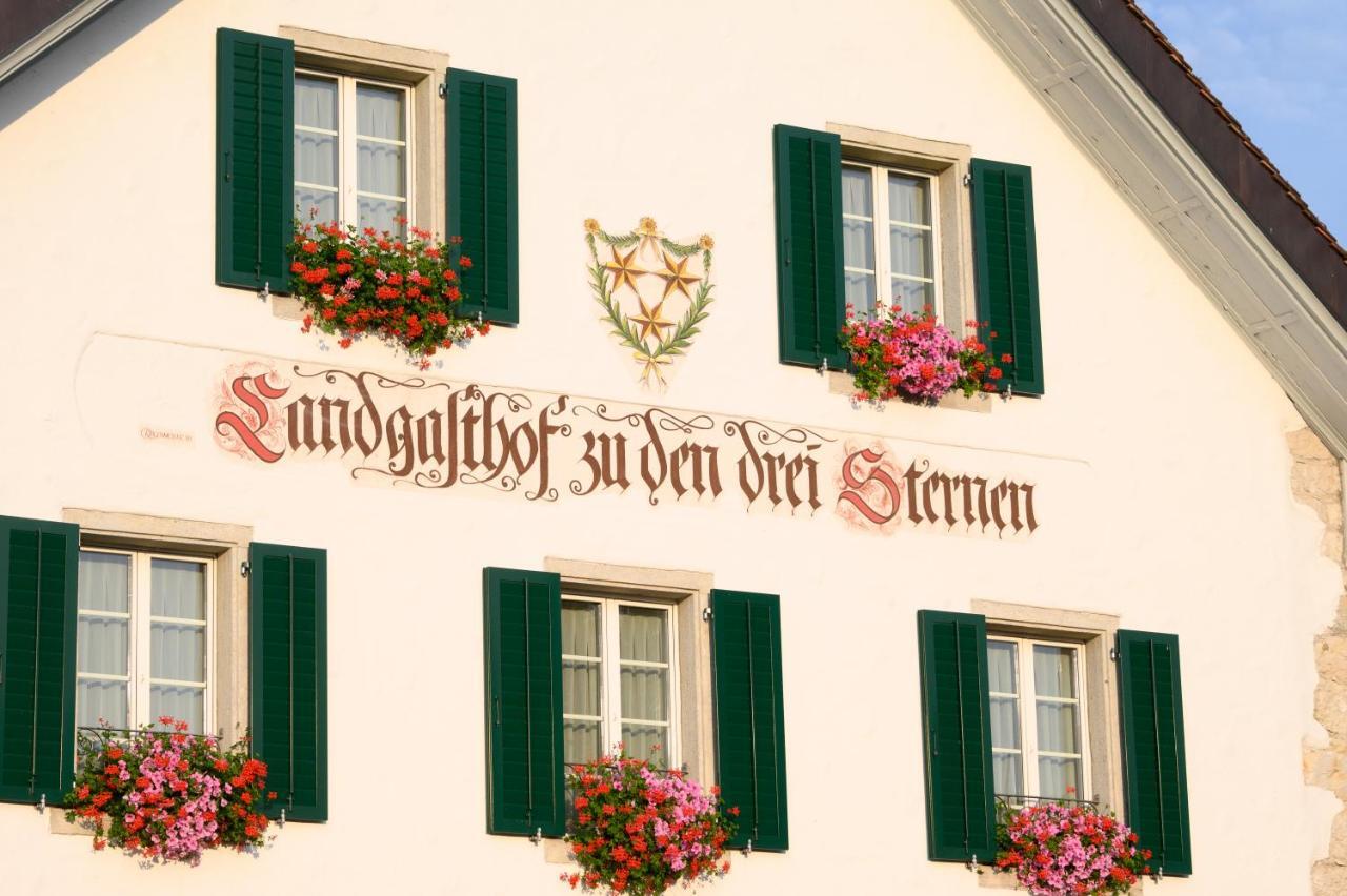Romantik Hotel zu den drei Sternen Brunegg Exterior foto