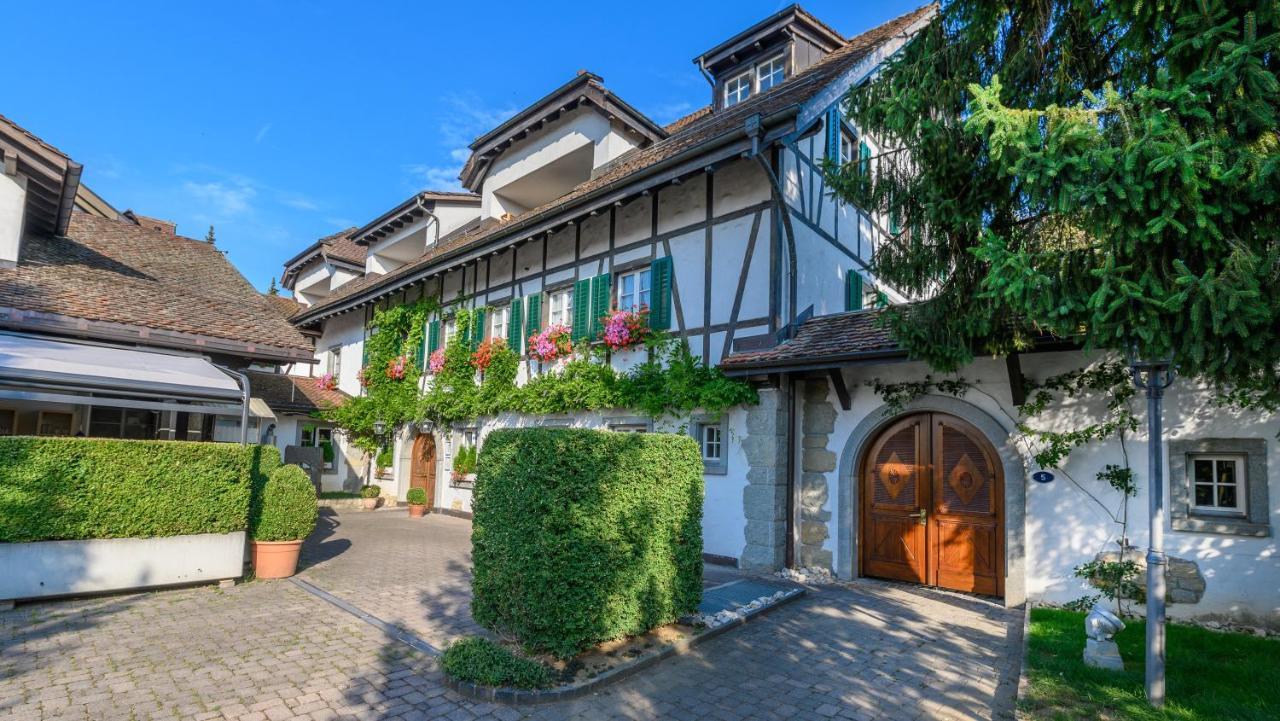 Romantik Hotel zu den drei Sternen Brunegg Exterior foto